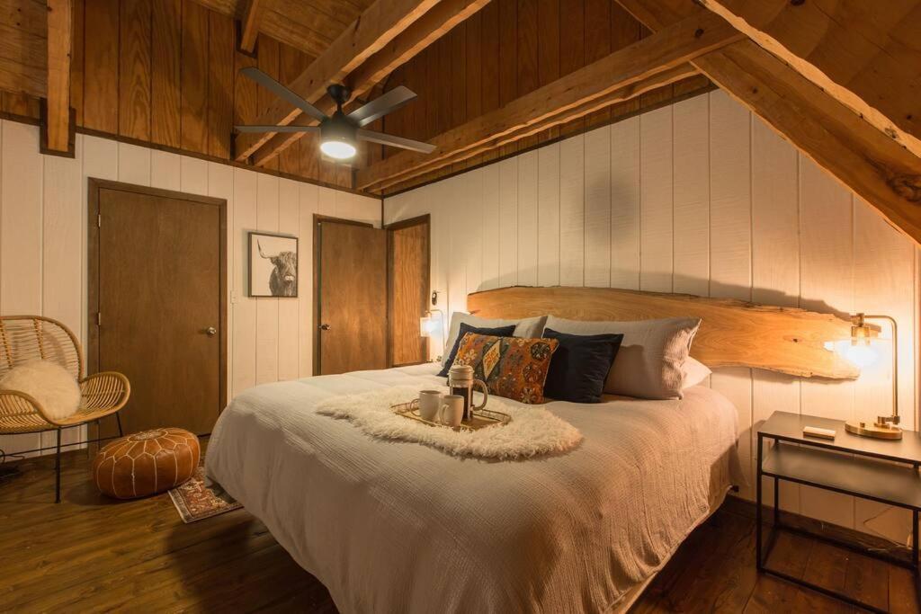 Southern Oak Cabin - Newly Remodeled - Close To All Attractions Сев'єрвілл Екстер'єр фото
