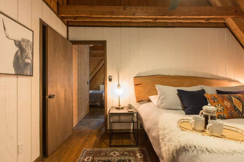 Southern Oak Cabin - Newly Remodeled - Close To All Attractions Сев'єрвілл Екстер'єр фото