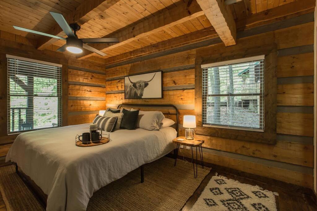 Southern Oak Cabin - Newly Remodeled - Close To All Attractions Сев'єрвілл Екстер'єр фото