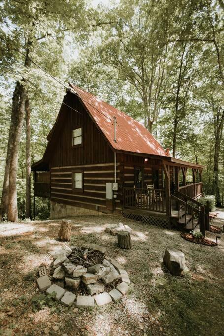 Southern Oak Cabin - Newly Remodeled - Close To All Attractions Сев'єрвілл Екстер'єр фото